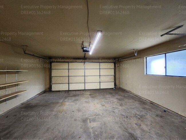 Building Photo - 3 bedroom/ 2 bath house near Pacheco Rd/ A...