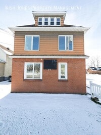 Building Photo - 1213 Walden Ave