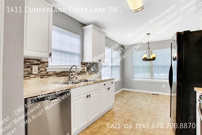 Building Photo - 1411 Cumberland Creek Ln SW