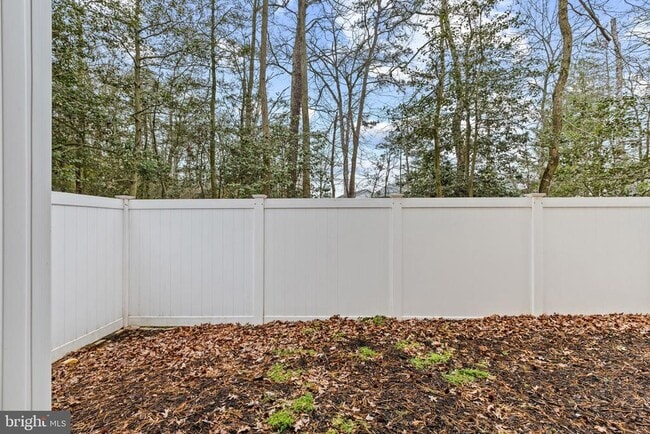 Building Photo - 7544 Stonehouse Run Dr