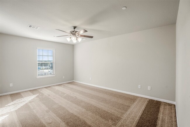 Building Photo - 15524 Marina Dr