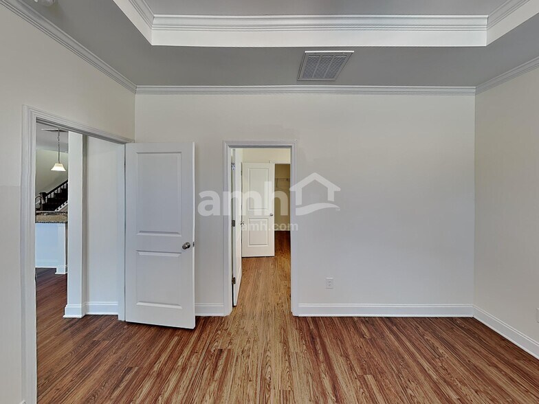 Building Photo - 2209 Flannery Ln