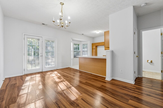 Building Photo - 115 Benfield Cir SE