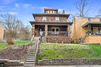 Building Photo - 134 Groveland St