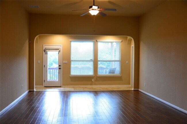 Building Photo - 209 Rock Vista Run