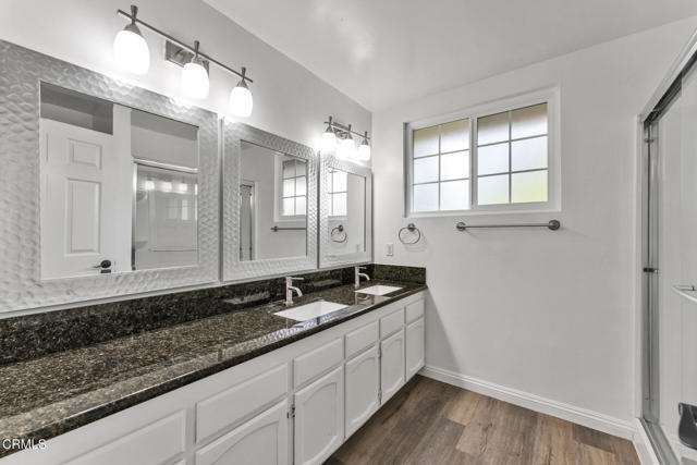 Building Photo - 1037 Sunset Blvd