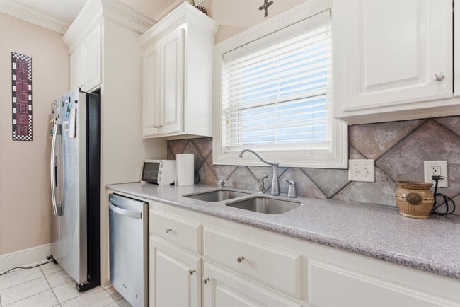 Building Photo - 1782 N Gabriel Square