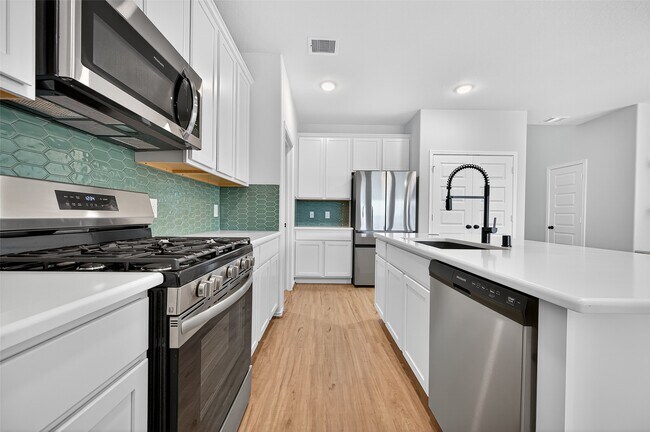 Building Photo - 22827 Xanthos St