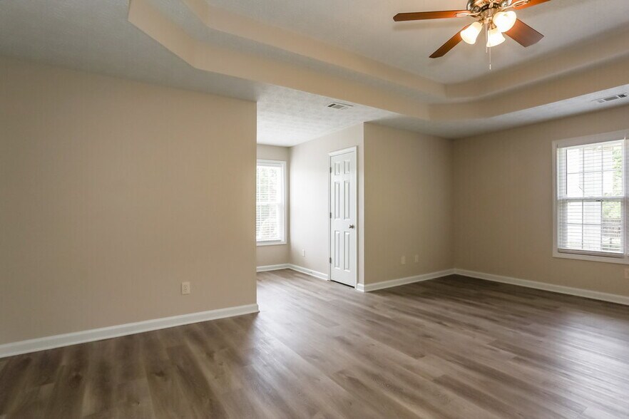 Building Photo - 2601 Branson Pl SW