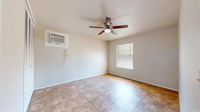 Building Photo - 8826 Cape Valley Dr