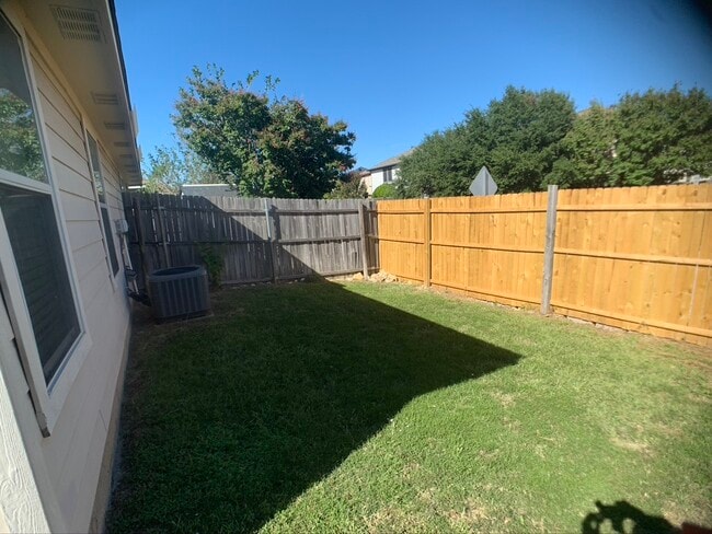 Building Photo - 7247 Irish Valley Trail