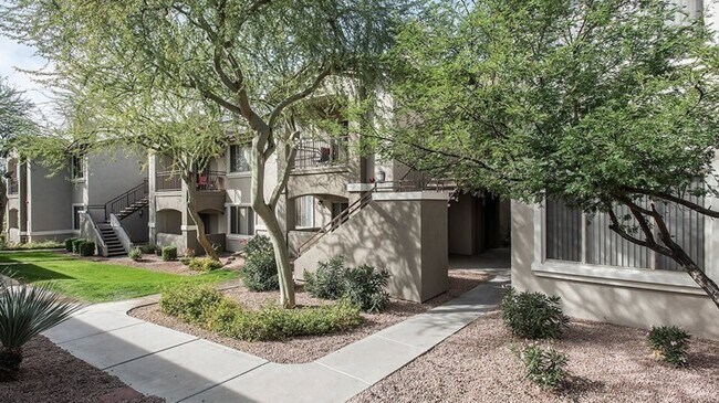 Building Photo - 16356 N Thompson Peak Pkwy