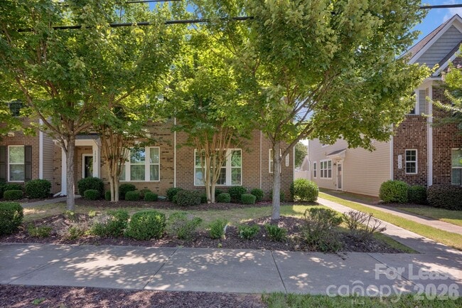 Building Photo - 18448 W Catawba Ave