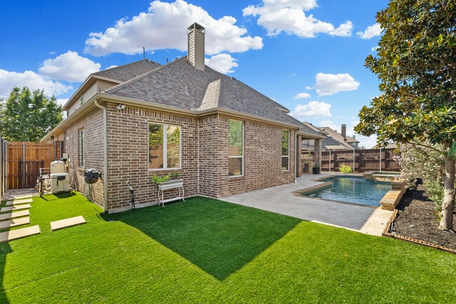 Building Photo - 7944 Cherry Springs Ct