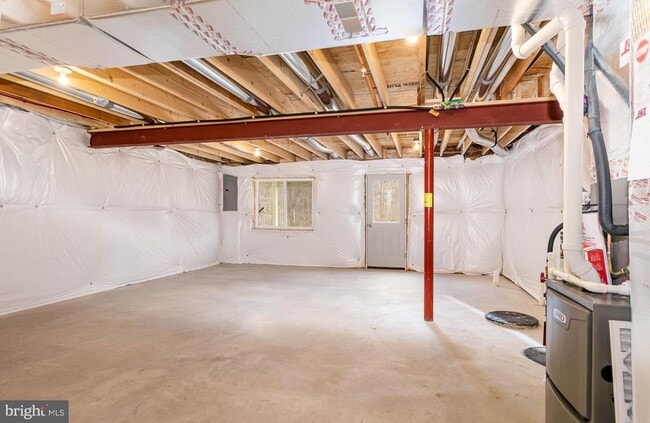 Building Photo - 8177 Haley Ct