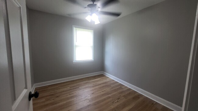 Building Photo - 4220 Gailwood Ave