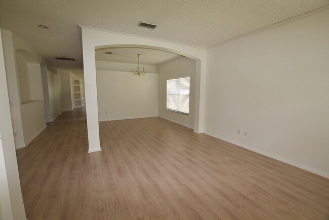 Building Photo - 14855 Hawksmoor Run Cir