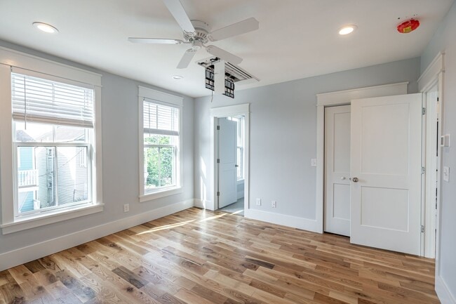 Building Photo - 22 Reid St