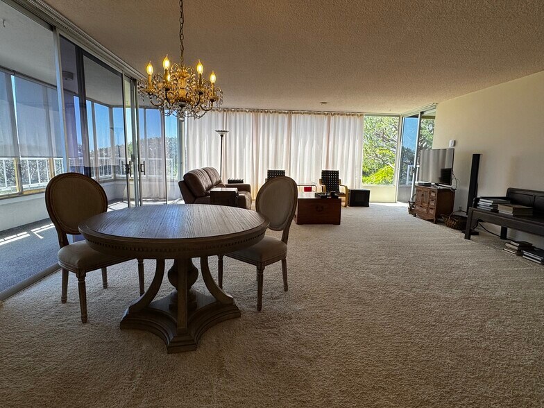 Building Photo - 32653 Seagate Dr