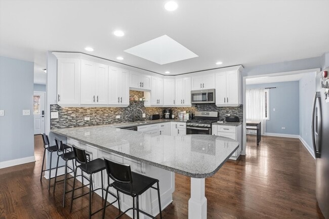 Building Photo - 13141 W Stonewood Dr