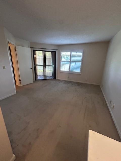Building Photo - 924 Wimbledon Dr