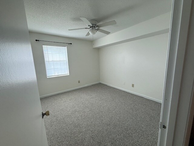 Building Photo - R@GB  J207