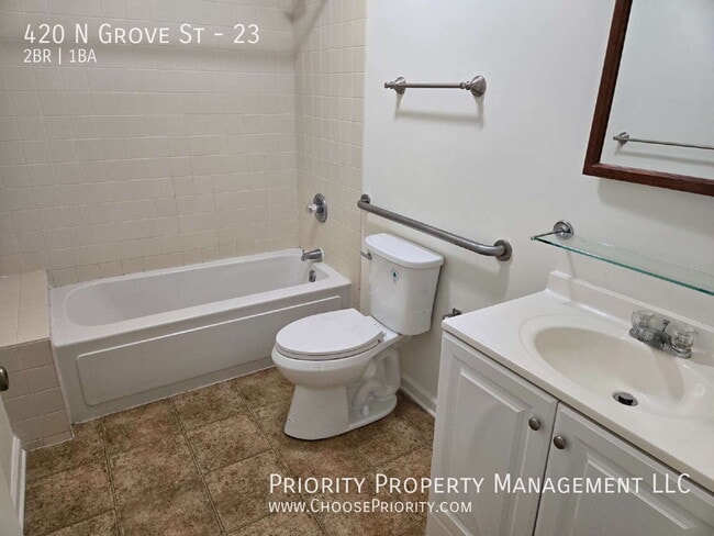 Building Photo - 420 N Grove St