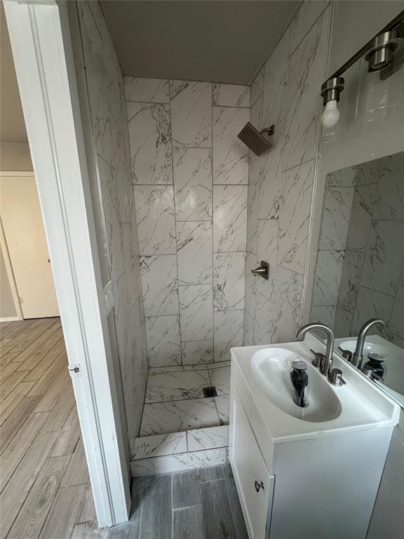 Building Photo - 5004 Brookdale Dr