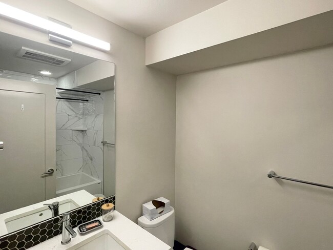 Building Photo - 4 Star Green Built 2-Bedroom, 2-Bath Townhome