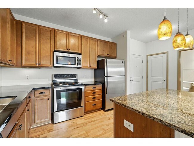 Building Photo - 1505 5th St N