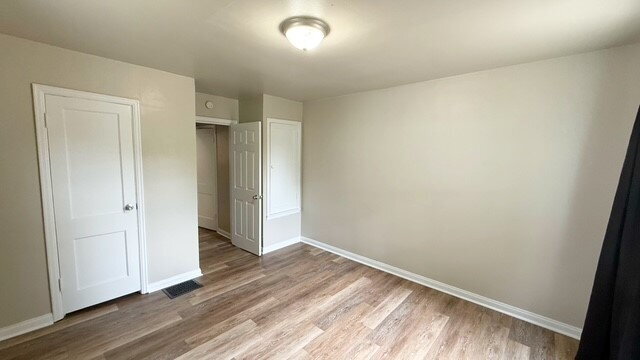 Building Photo - EAST SIDE UPDATED 3 BEDROOM 2 BATH HOME AVAILABLE NOW!