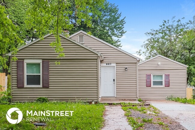 Primary Photo - 4411 N Charlotte St