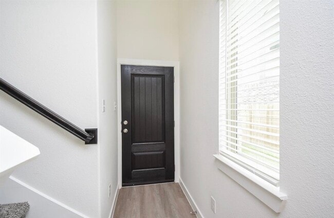 Building Photo - 17231 Walden Lk Ln