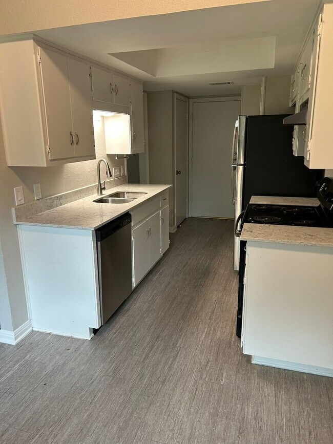 Building Photo - ANDX PROPS, LLC  6 (11700 Sierra Nevada)