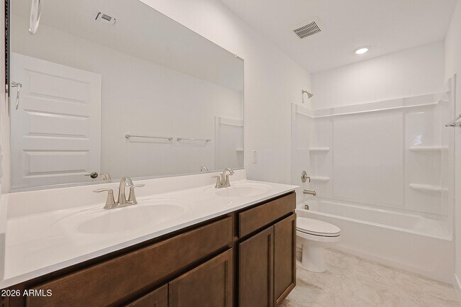 Building Photo - 14792 W Smoketree Dr