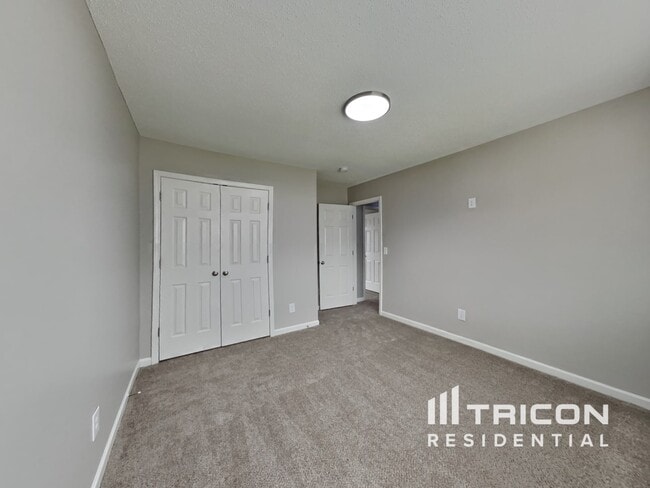 Building Photo - 4085 Heather View Ln