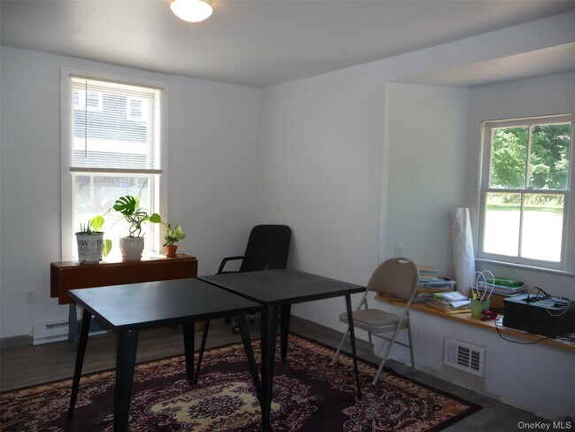 Building Photo - 971 US-209