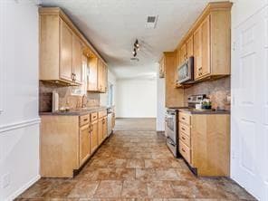 Building Photo - 6924 Richardson Dr