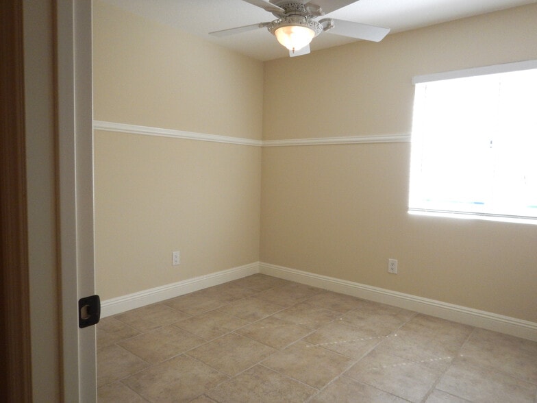 Building Photo - 22254 Pamplico Dr