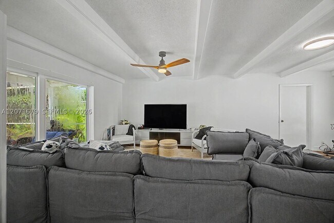 Building Photo - 7100 SW 119th St