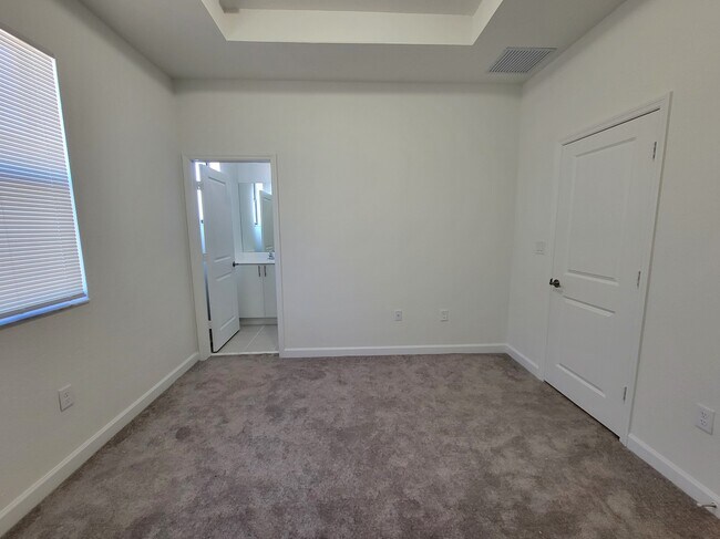 Building Photo - 28637 SW 132nd Ct