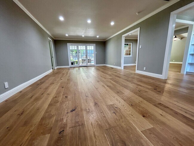Building Photo - Modern Oasis with Pool and prime Almaden L...