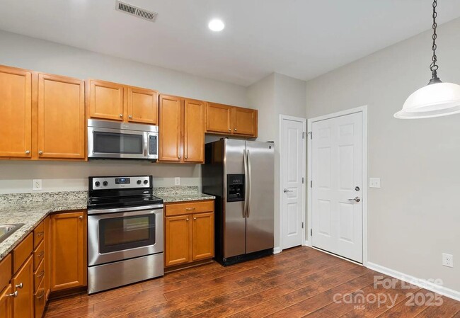 Building Photo - 16115 Annahill Court