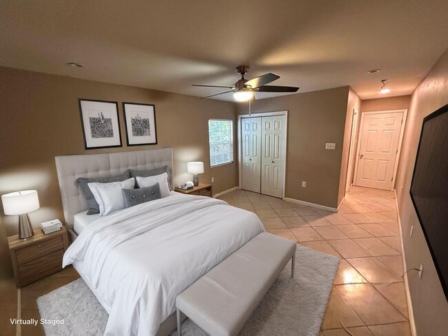 Building Photo - 2422 Dublin St