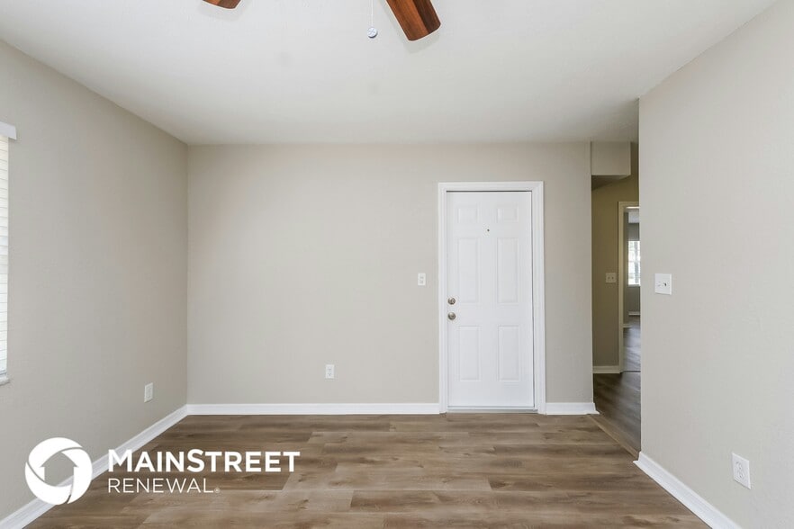 Building Photo - 7113 N 50th St