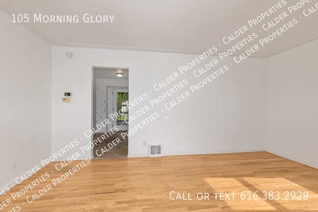 Building Photo - 105 Morning Glory St SW
