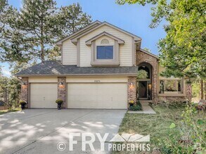 Building Photo - Luxury Rental in Beautiful Colorado Foothills