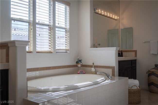 Building Photo - 11824 Kingsbarns Ct