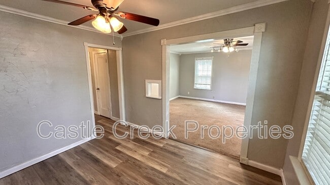 Building Photo - 714 W Hurd St