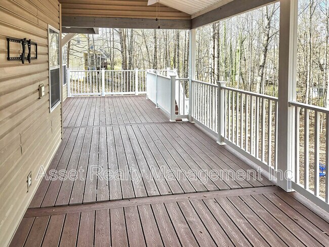 Building Photo - 12469 Daisywood Dr